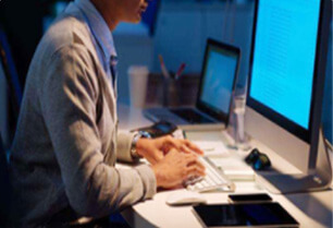 500萬(wàn)“薪火”助學(xué)計(jì)劃助力夢(mèng)想，長(zhǎng)沙新華電腦學(xué)院軟件開(kāi)發(fā)的機(jī)遇與未來(lái)